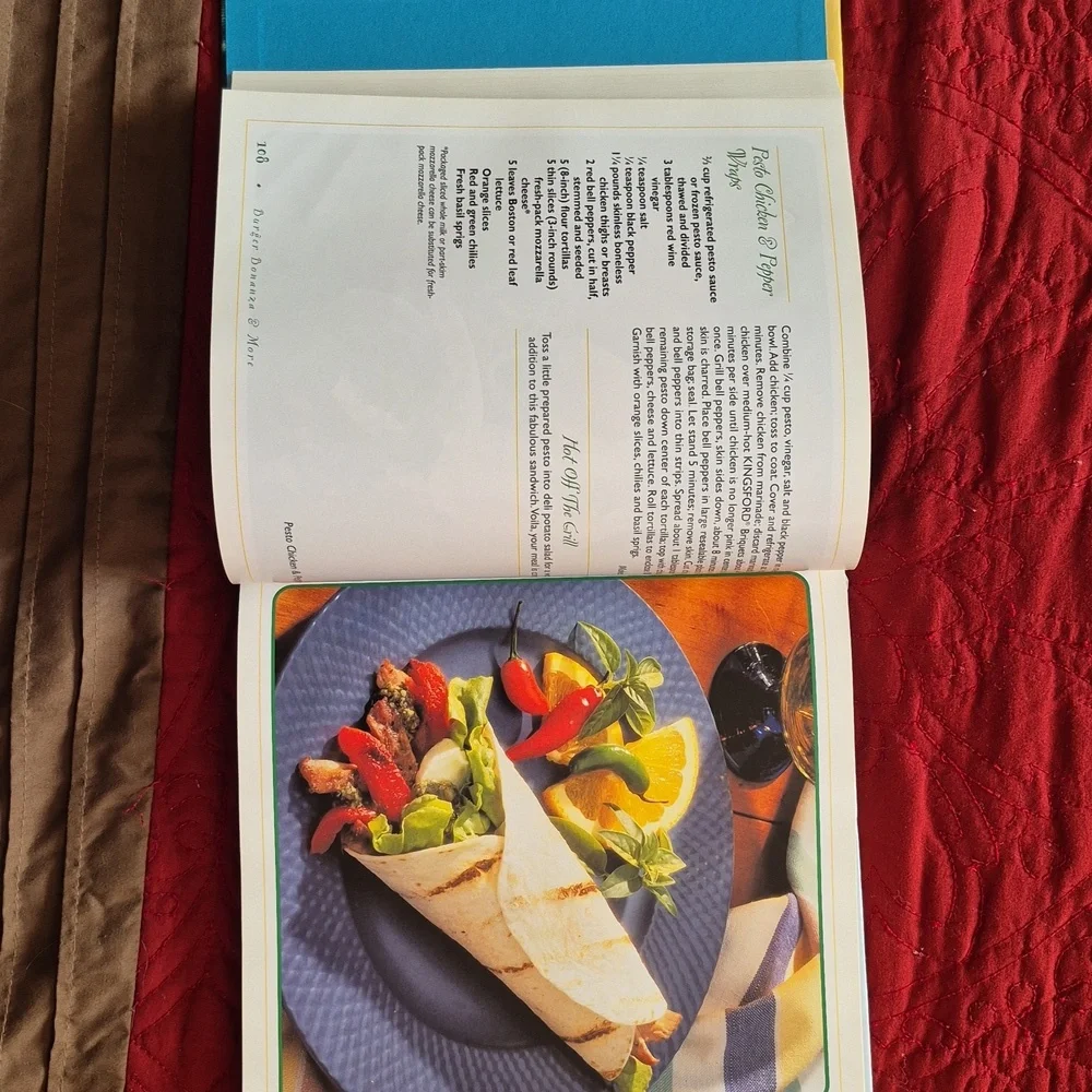 Grilling Cookbook, Hardback